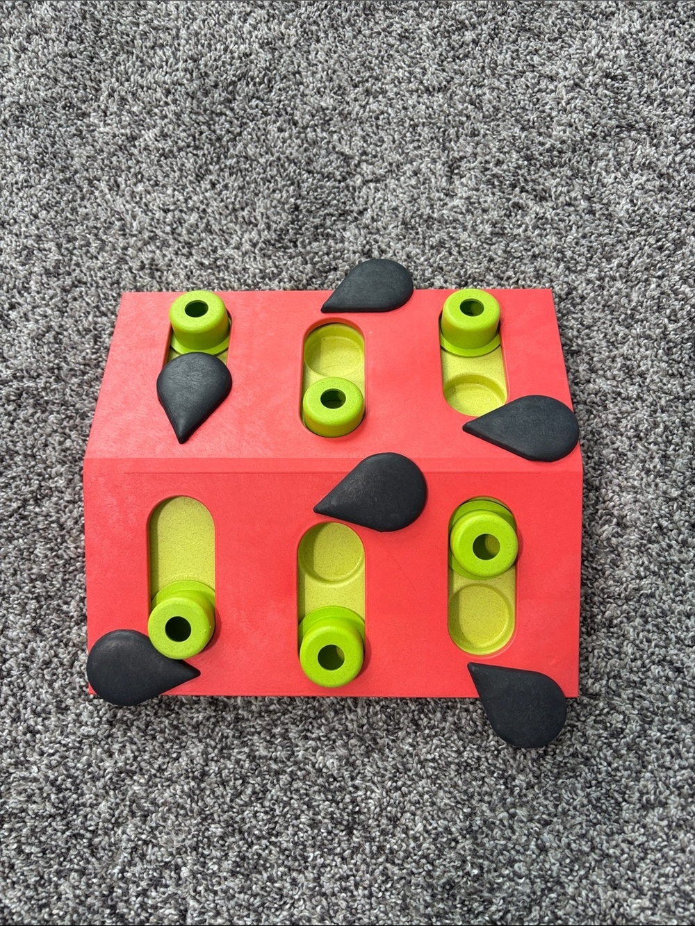 EUC Cat Puzzle & Play Toy for Treats - Picture 4 of 10